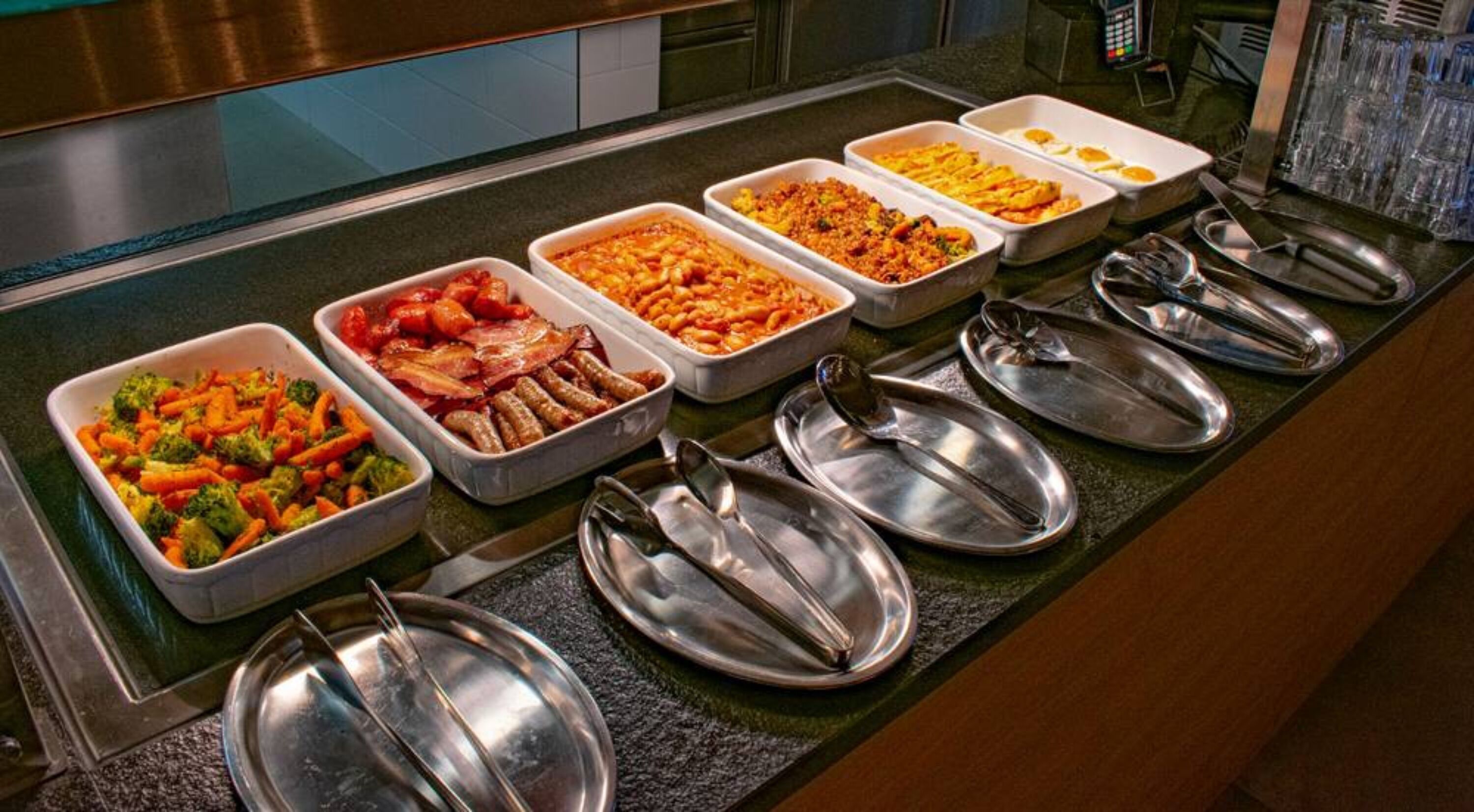 吃到飽自助式早餐