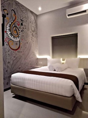 Habitación Deluxe doble, 1 cama doble | Escritorio y wifi gratis