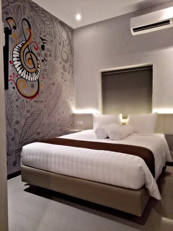 Deluxe Double Room, 1 Double Bed | Desk, free WiFi - Front One Boutique Brani Solo (Surakarta)