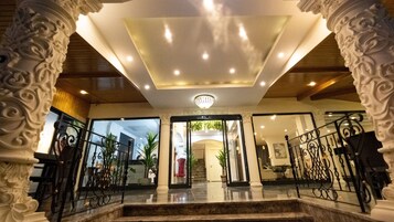 Majoituspaikan sisäänkäynti