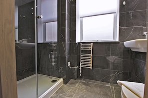 Apartment, 1 Bedroom | Bathroom shower - Red Lion Court by Servprop (London)