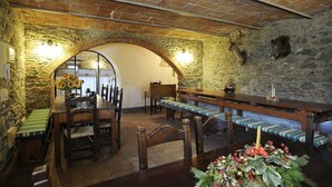 Lunch and dinner served  - Baciano Azienda Agrituristico Venatoria (Capolona)