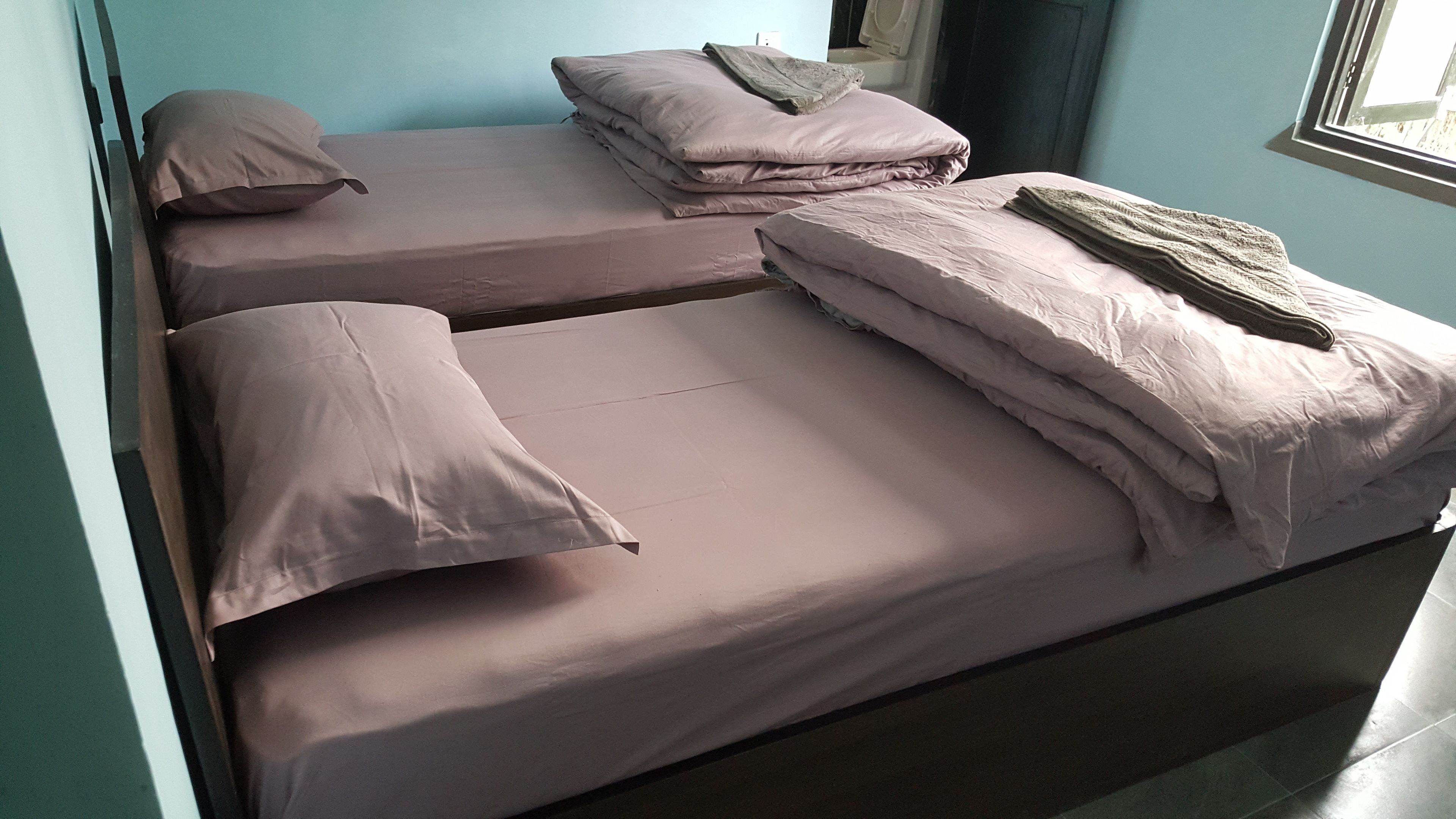 Classic Twin Room, 2 Twin Beds | 1 bedroom, premium bedding, Select Comfort beds, in-room safe