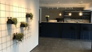 大堂酒廊、海景、每天营业
