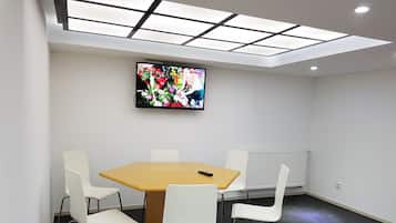 Double Room | In-room dining