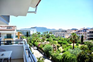 Chambre Familiale | Draps en coton égyptien, literie de qualité supérieure, minibar