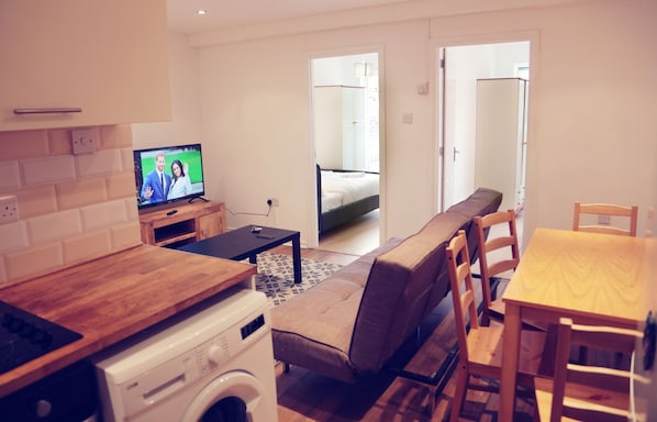 2 Bedroom Apartment Lower Ground | Iron/ironing board, free WiFi