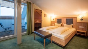 In-room safe, free cots/infant beds, rollaway beds, free WiFi - Restaurant-Weinhotel Adler (Endingen am Kaiserstuhl)