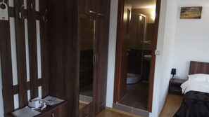 Chambre Double, vue montagne