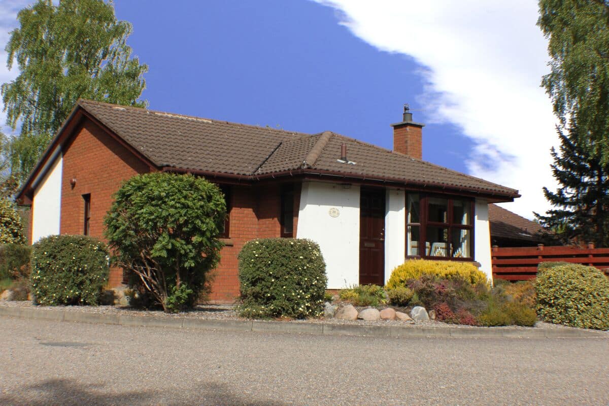 Bungalow, 2 Bedrooms (Coire Cas) | Garden view
