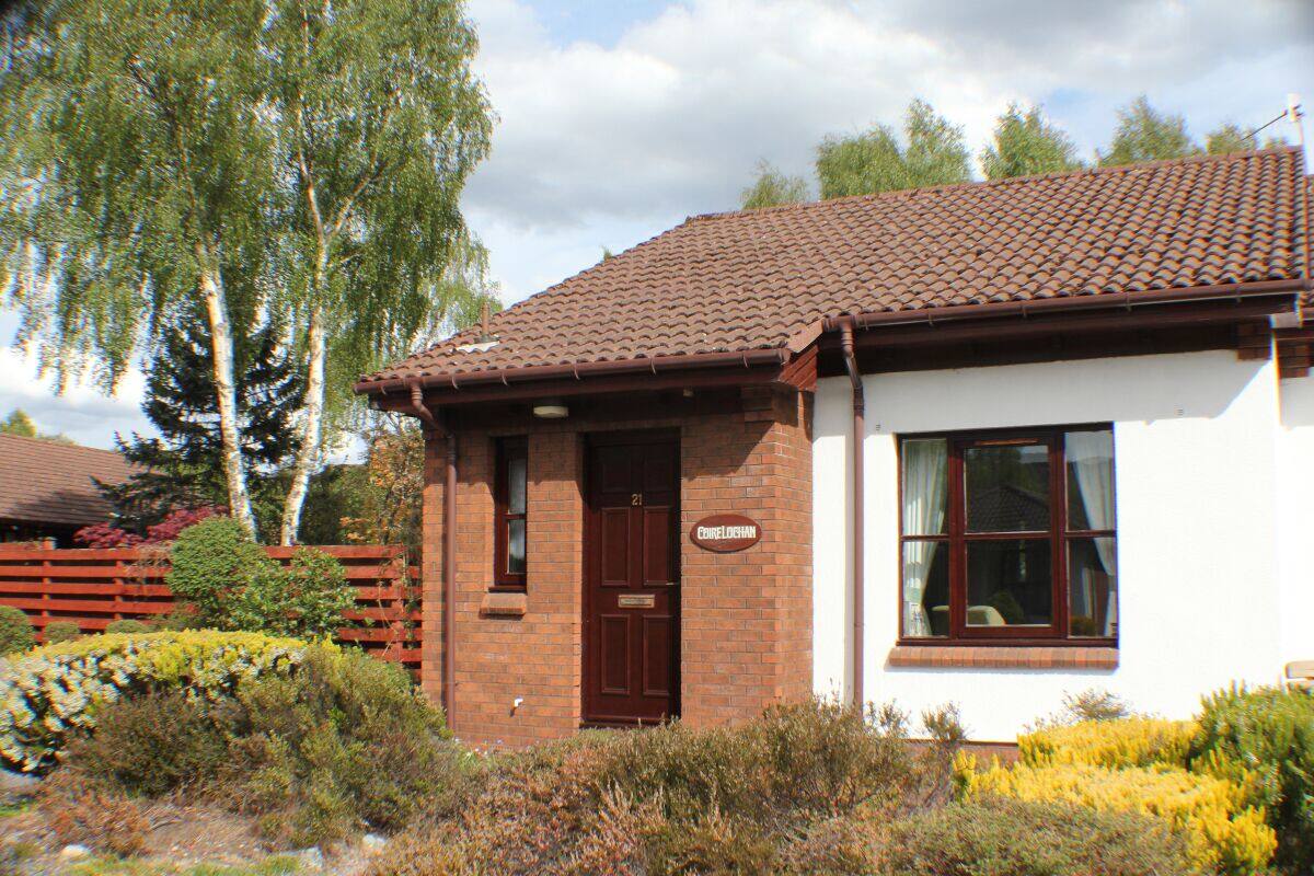 Bungalow, 2 Bedrooms (Coire Lochan) | Garden view
