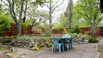Bungalow, 2 habitaciones (Coire Cas) | Vista al jardín