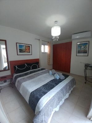 Apartment | Desk, soundproofing, free WiFi, bed sheets