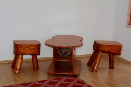 Triple Room, Mountain View | Minibar, soundproofing, free cribs/infant beds, rollaway beds. Casa Ana