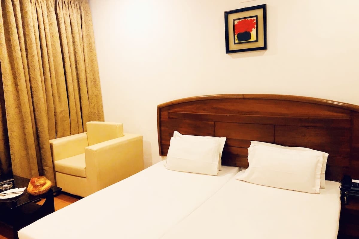 Deluxe tweepersoonskamer, voor 1 persoon, 1 kingsize bed | Luxe beddengoed, een minibar, gratis wifi