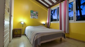 Standard Room, Kitchenette (9) | Bathroom - Hotel Coco Island (Saint-Paul)