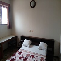 Habitación estándar doble | 1 dormitorio, escritorio, cortinas opacas y wifi gratis