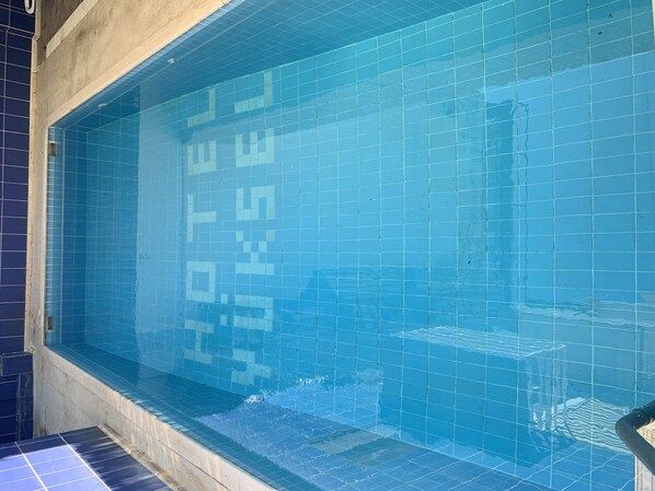 Piscine extérieure (ouverte en saison)