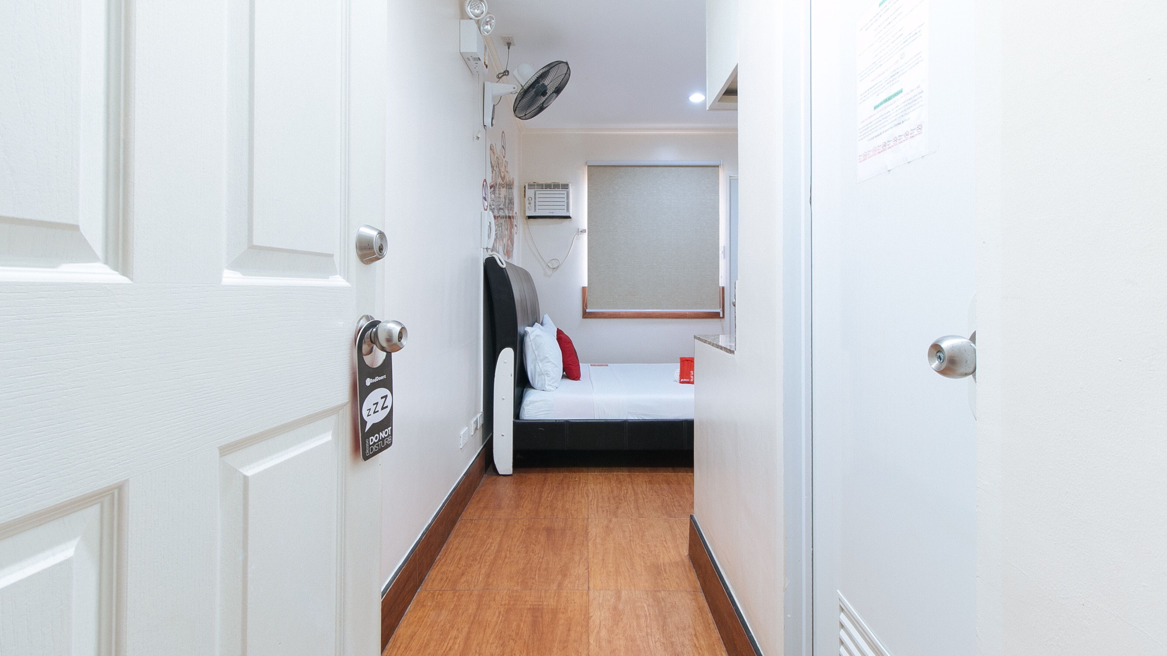 double room | desk, free wifi