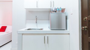 Habitación doble | Escritorio, sistema de insonorización, wifi gratis y ropa de cama
