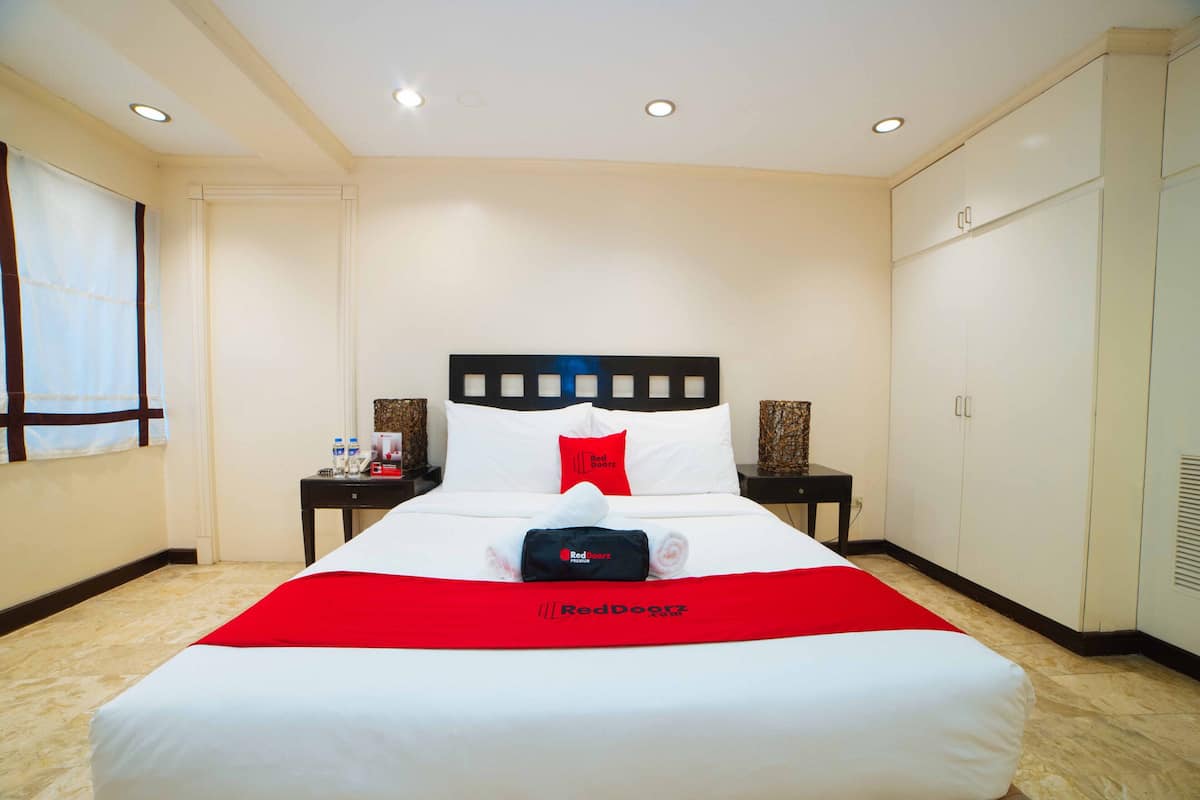 Suite estudio | Escritorio, wifi gratis y ropa de cama