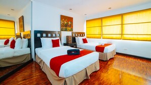 Habitación con 2 camas individuales | Escritorio, wifi gratis, ropa de cama