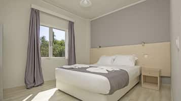 1 Schlafzimmer, Zimmersafe, Schreibtisch, schallisolierte Zimmer