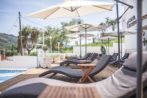 Piscine extérieure (ouverte en saison)