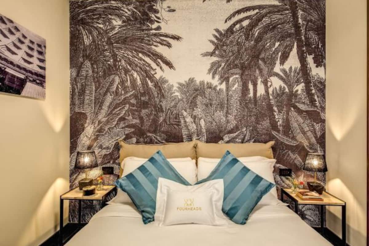 Hochwertige Bettwaren, Zimmersafe, Schreibtisch