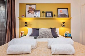 2 bedrooms, desk, iron/ironing board, free WiFi