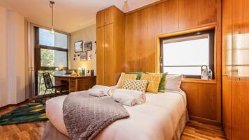 2 dormitorios, escritorio, tabla de planchar con plancha y wifi gratis