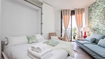 1 slaapkamer, een strijkplank/strijkijzer, gratis wifi, beddengoed