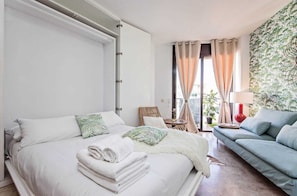 1 chambre, fer et planche à repasser, Wi-Fi gratuit, draps fournis