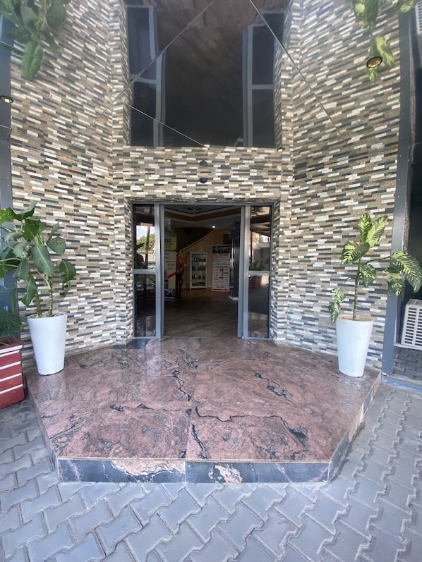 Entrée de l’hébergement