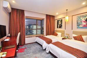 Business Twin Room | 1 bedroom, premium bedding, in-room safe, desk