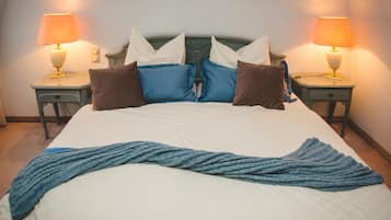 Desk, soundproofing, iron/ironing board, rollaway beds