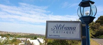 Alibama Cottages