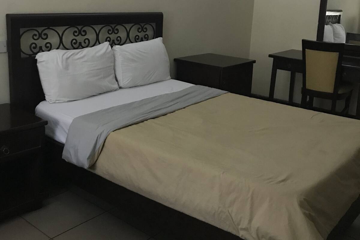 Camera Superior, 1 letto queen, non fumatori | 1 camera, biancheria da letto di alta qualità, una cassaforte in camera