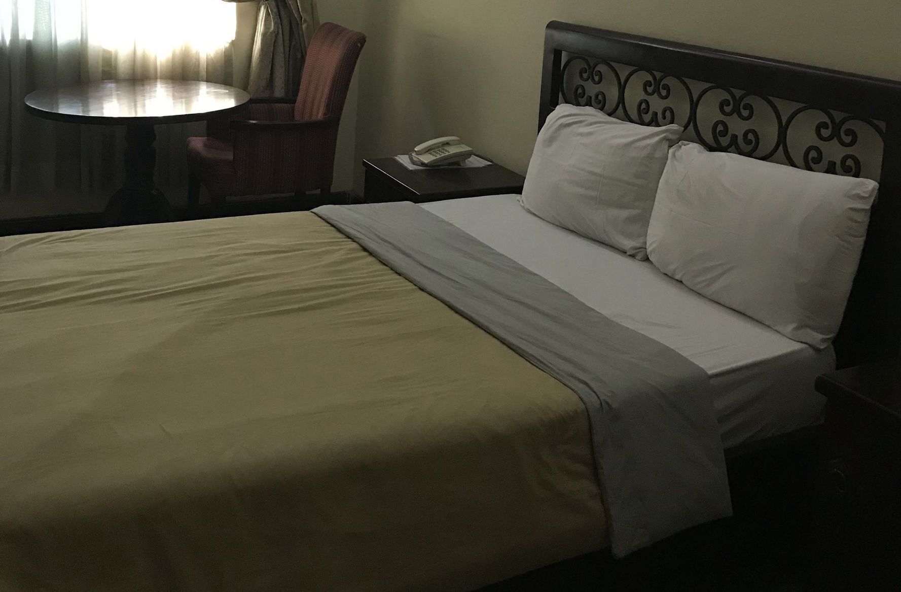 Literie de qualité supérieure, coffres-forts dans les chambres