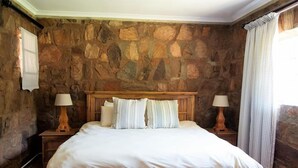 In-room safe - Milorho Lodge (Rustenburg)