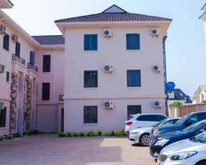 Exterior - Tenny's Place Apartments (Abuja)