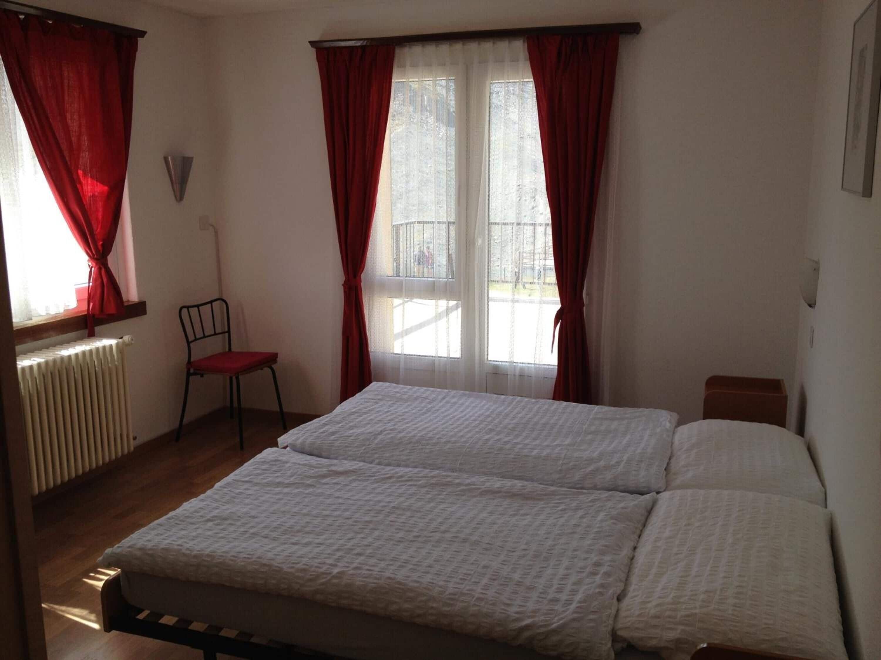 individually furnished, free wifi, bed sheets