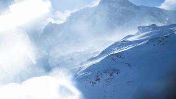 Room, 1 Double Bed, Private Bathroom | Individually furnished, free WiFi, bed sheets