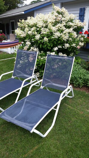 Property grounds - Bay Port Lodging (Frankfort)