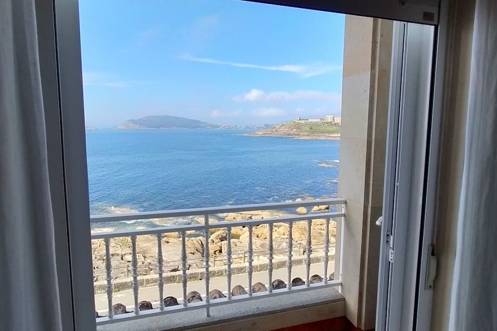 Hotel Rompeolas