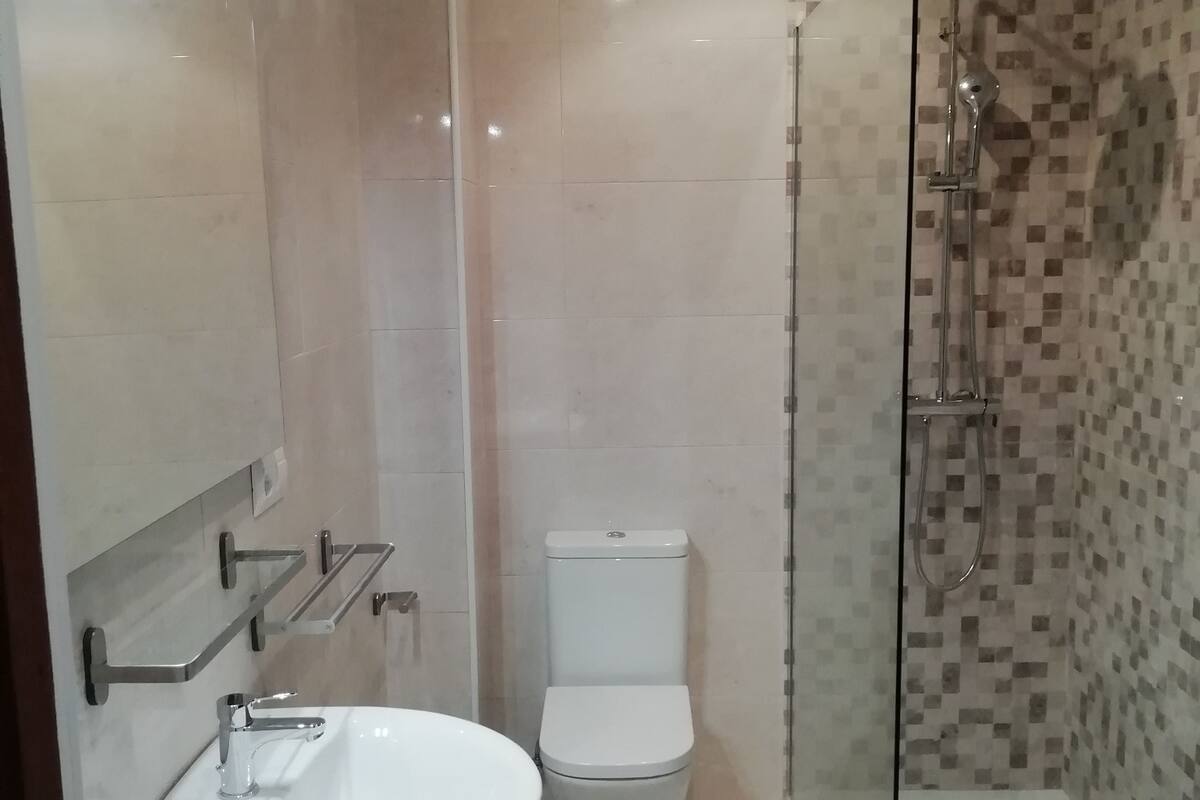 free toiletries, hair dryer, towels