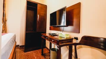 Schreibtisch, kostenloses WLAN, Bettwäsche