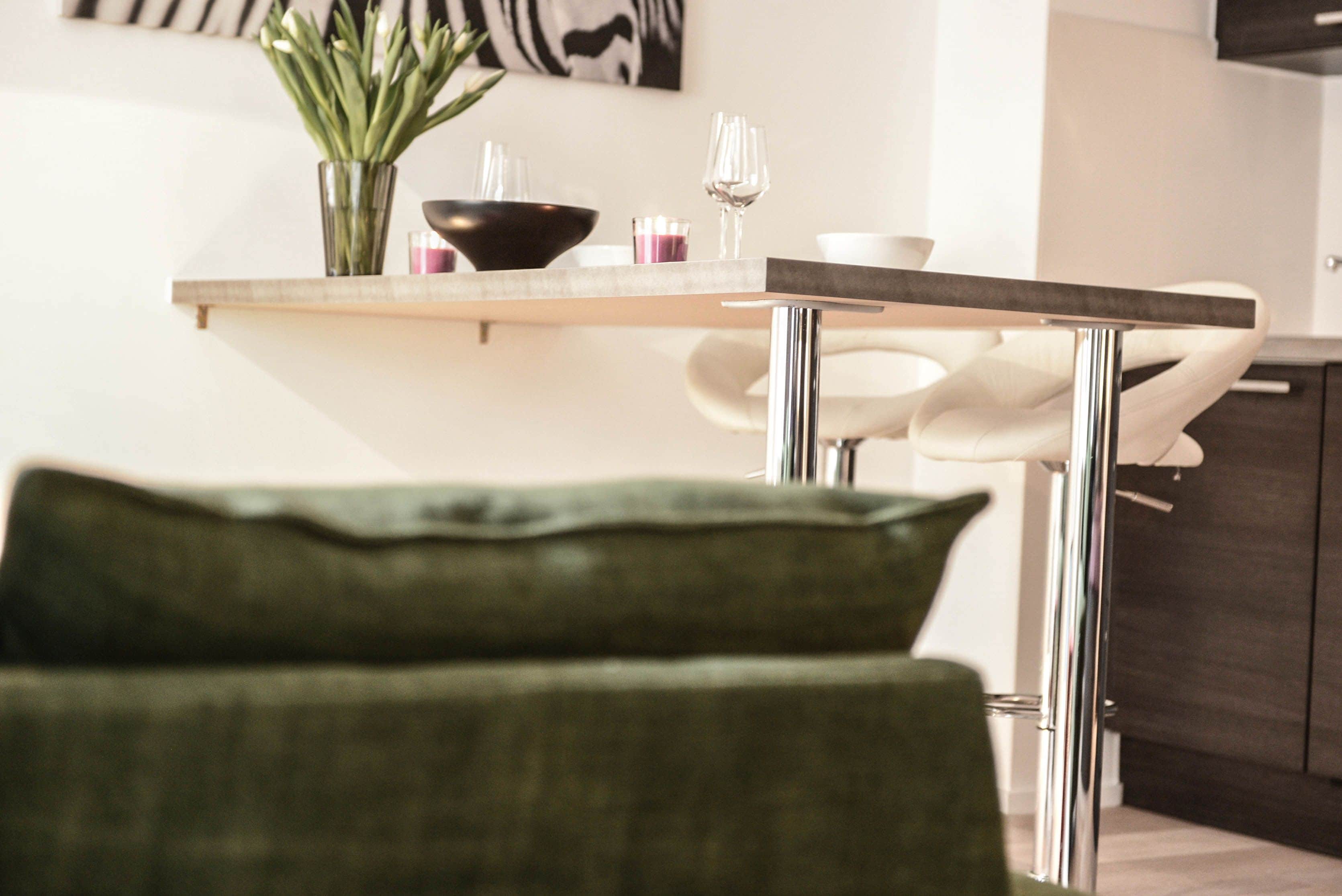 Apartment, Ensuite (Flat Moliere) | Living area | Flat-screen TV