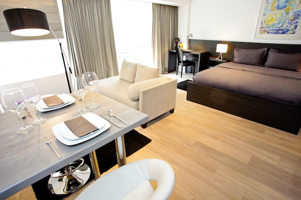 Apartment, Ensuite (Flat Moliere)