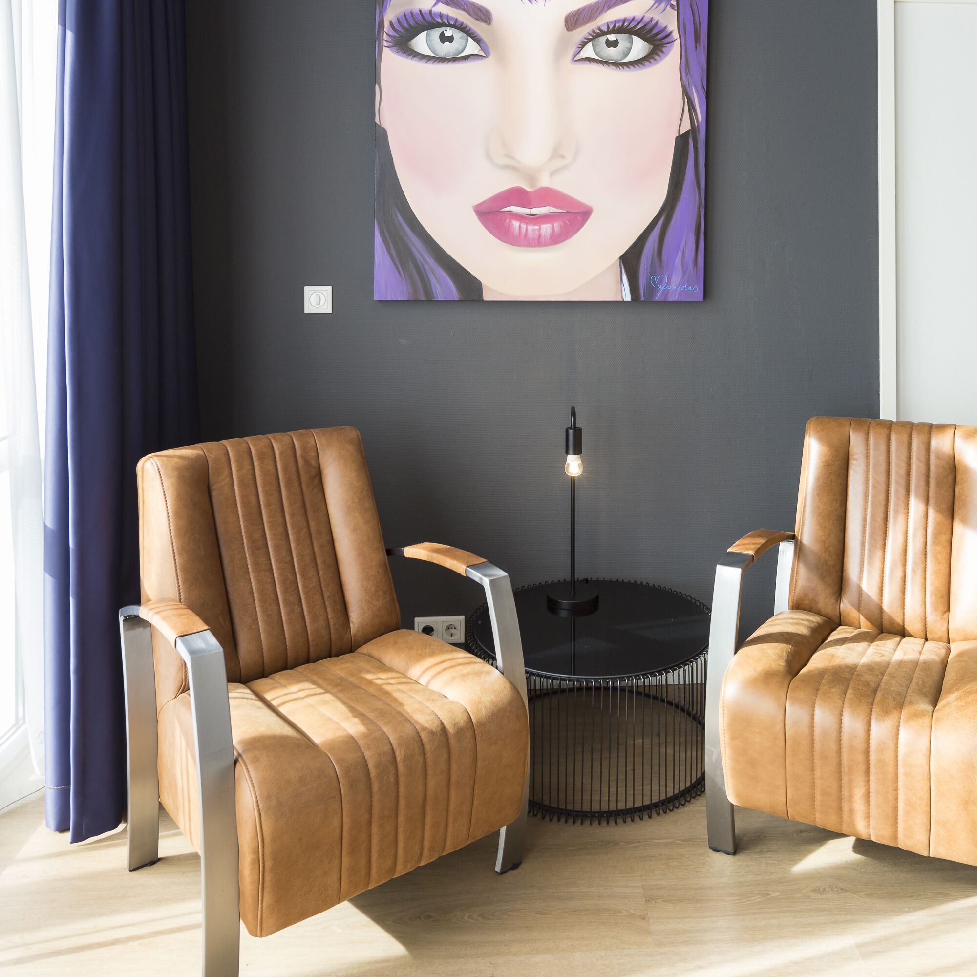 comfort room | desk, soundproofing, cots/infant beds, rollaway beds